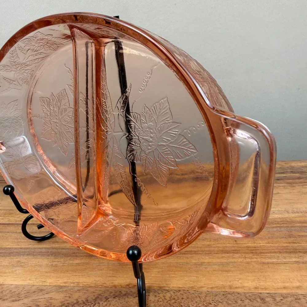 Jeannette Glass Pink Depression Glass Poinsettia Divided Relish Dish Oval Handle